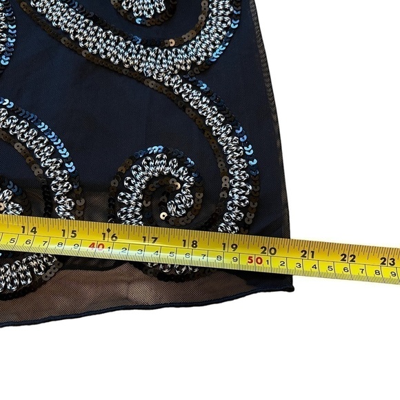 IN Out Sequin Sleeveless Dress EUC - Picture 8 of 11